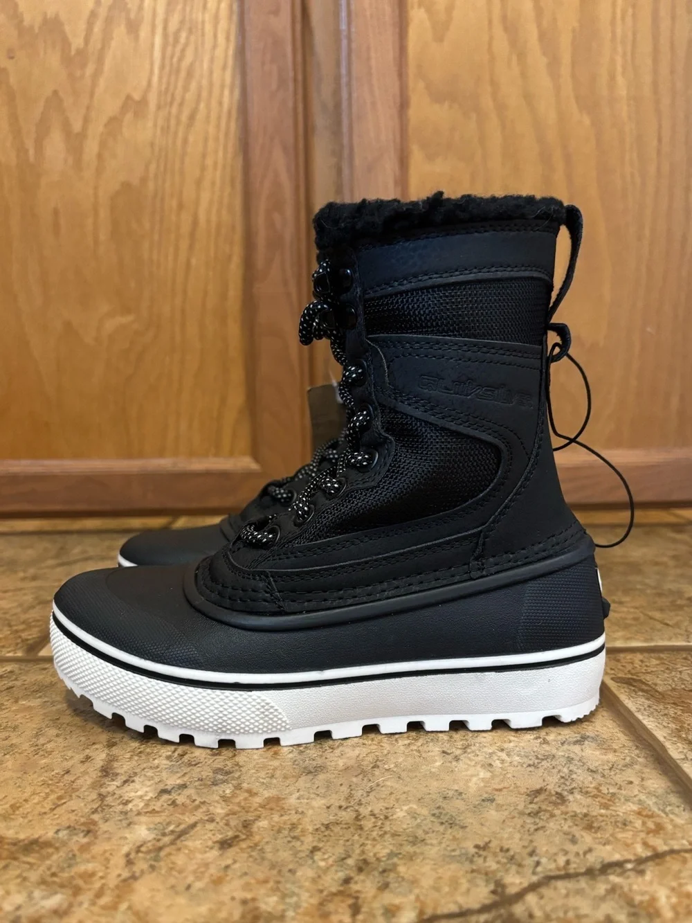 NWT Quiksilver kids Sub Zero Hi Insulated Snow Boots sz 13